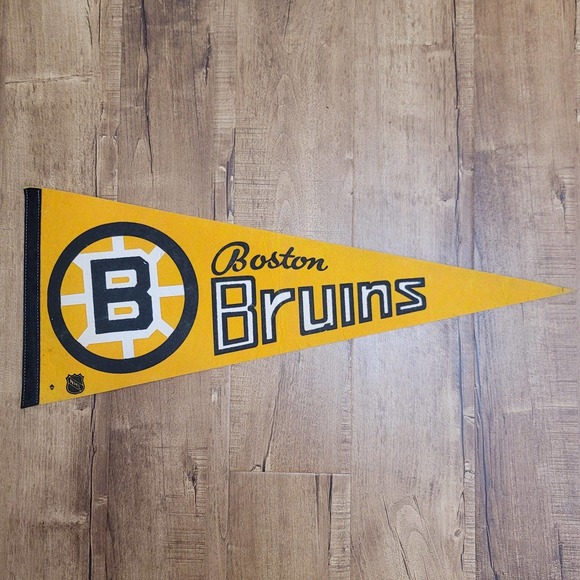 Vtg 1970s Boston Bruins Pennant NHL - Picture 1 of 4